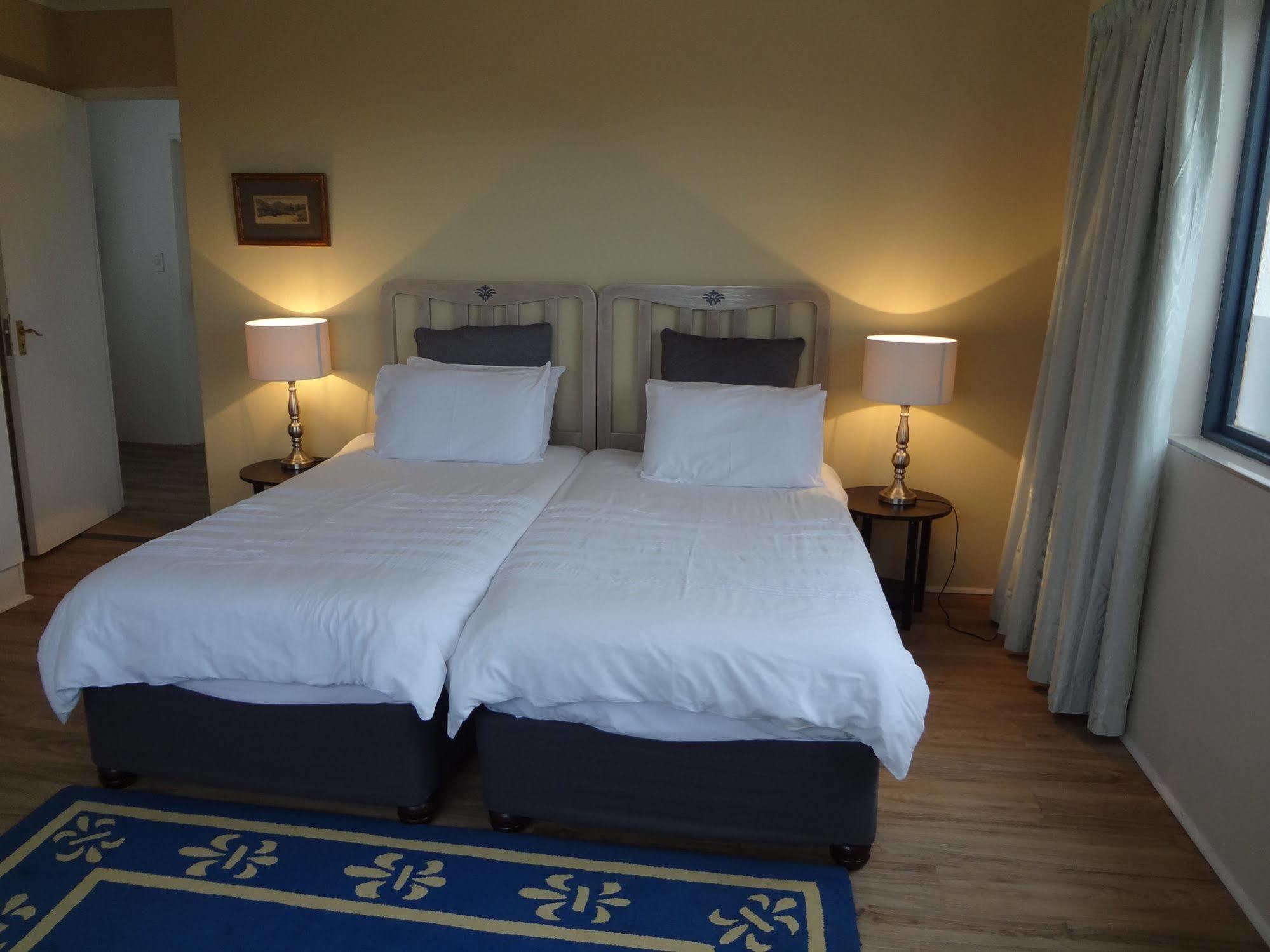 Walker Bay Manor Mansion Pty Hotel Hermanus Exterior photo