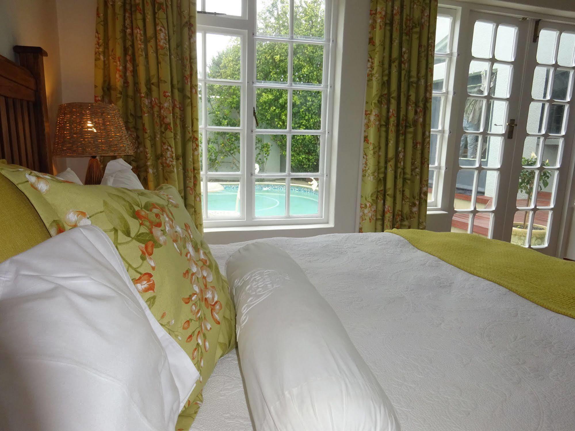 Walker Bay Manor Mansion Pty Hotel Hermanus Exterior photo